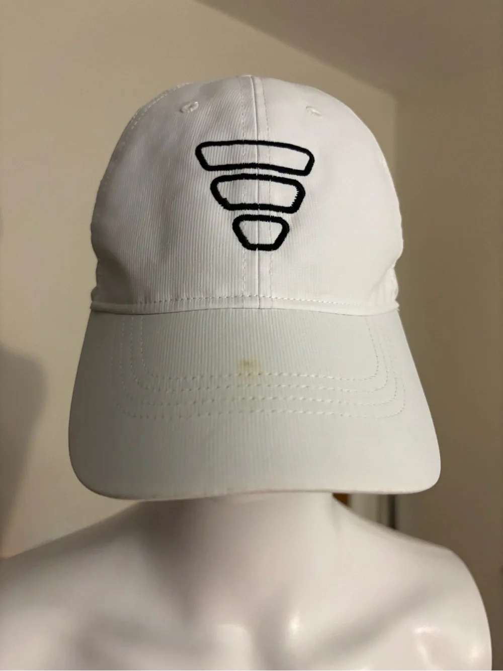 Nike White/Black Adjustable Solid Baseball Cap Hat One Size Unisex Adults